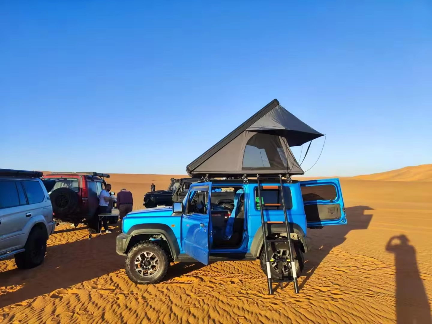 Carpa ALTONIDO desplegada en travesía overland
